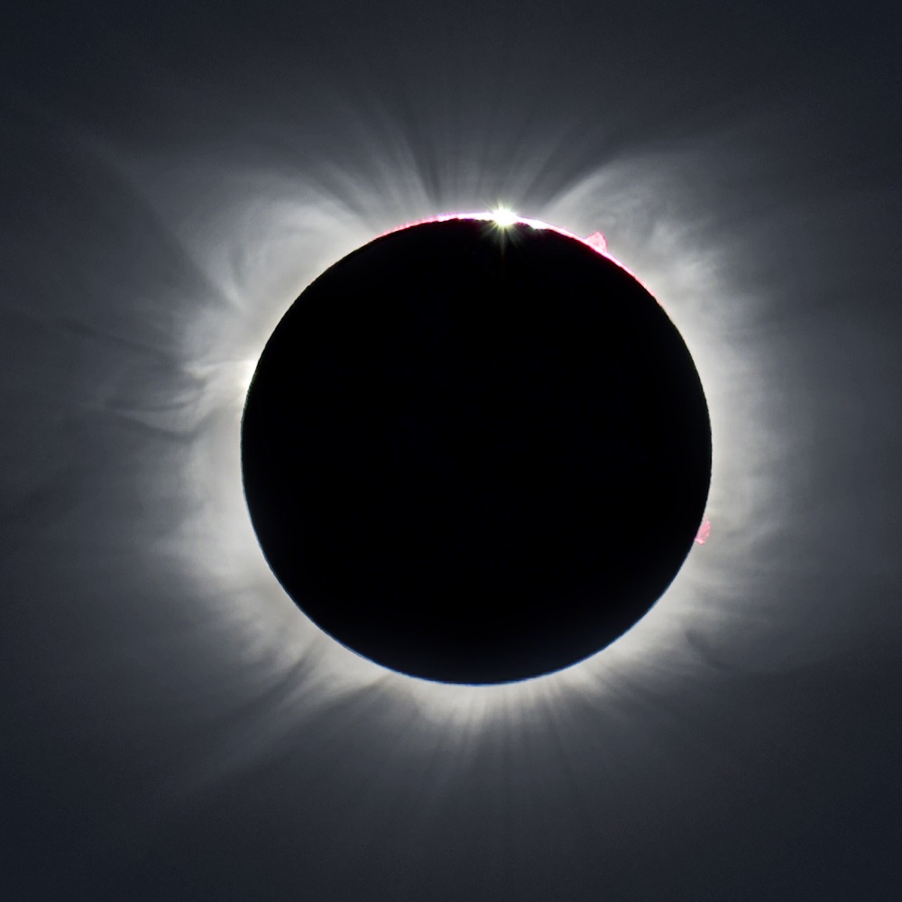 ../_images/SOLARECLIPSE2021FORDISTROHighRes.jpg